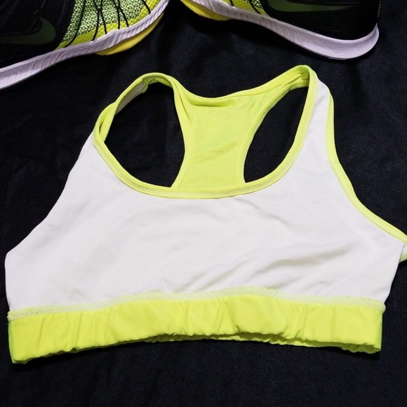 Cascade Sports Bra - Picture 5 of 8